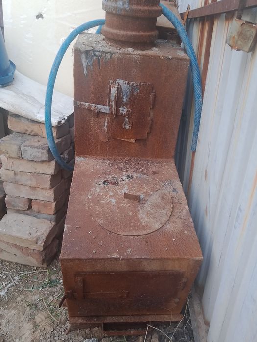 Продам угольный печь