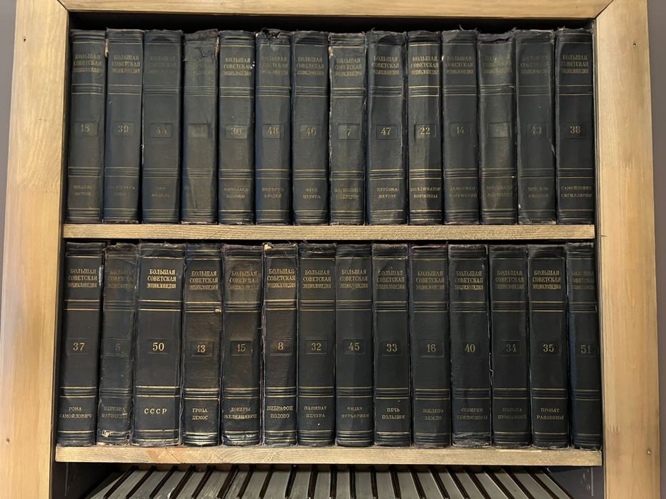 Продам книги