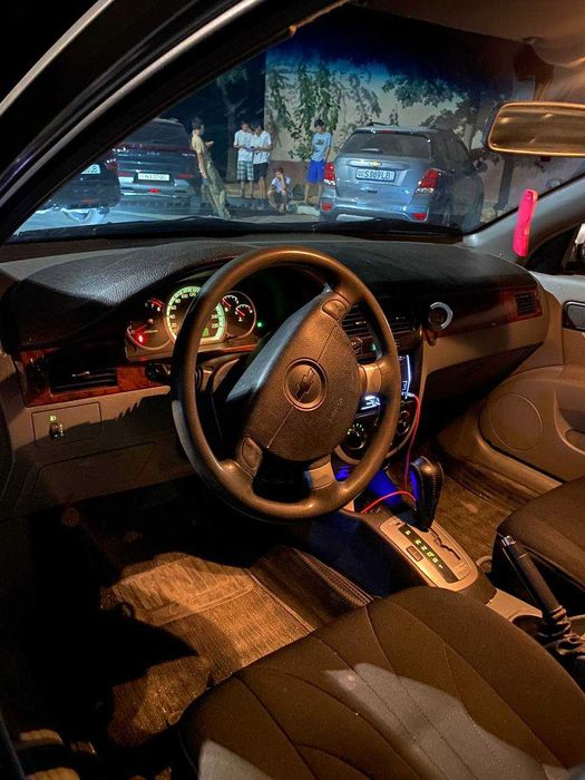 Lacetti/1.6/avtomat/200 000+km