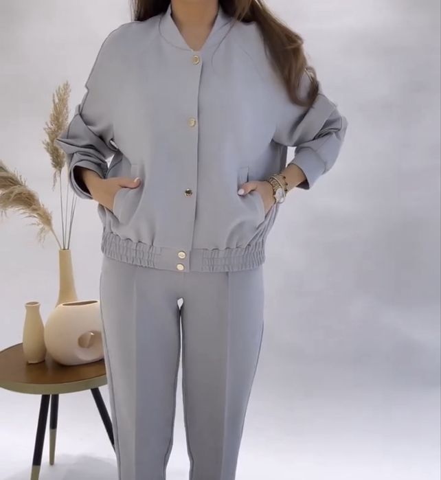 Костюм двойка с бомбером