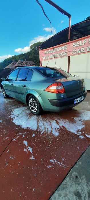 Vând sau Schimb renualt megane 2
