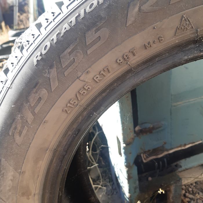 Продам бу зимние шины.