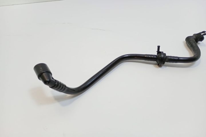 Furtun conducta vacuum 3C0612041H Volkswagen VW Passat B6