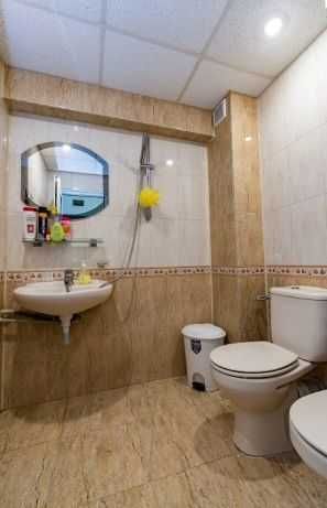 Дава се под наем Тристаен апартамент в Бургас, Възраждане - 74 кв.м за 70 € - Снимка #8