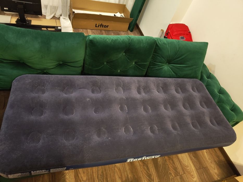 Saltea gonflabila 180 x 75 + pompă și abțibild reparare