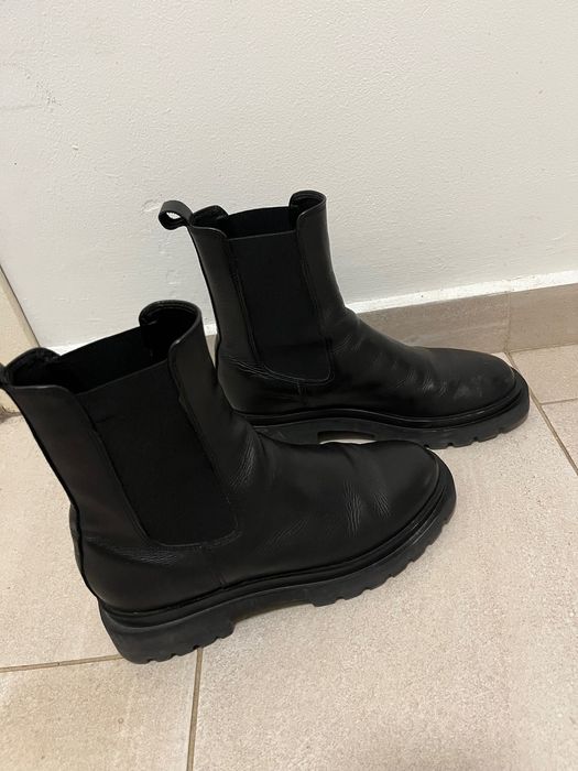 Дамски боти от естествена кожа