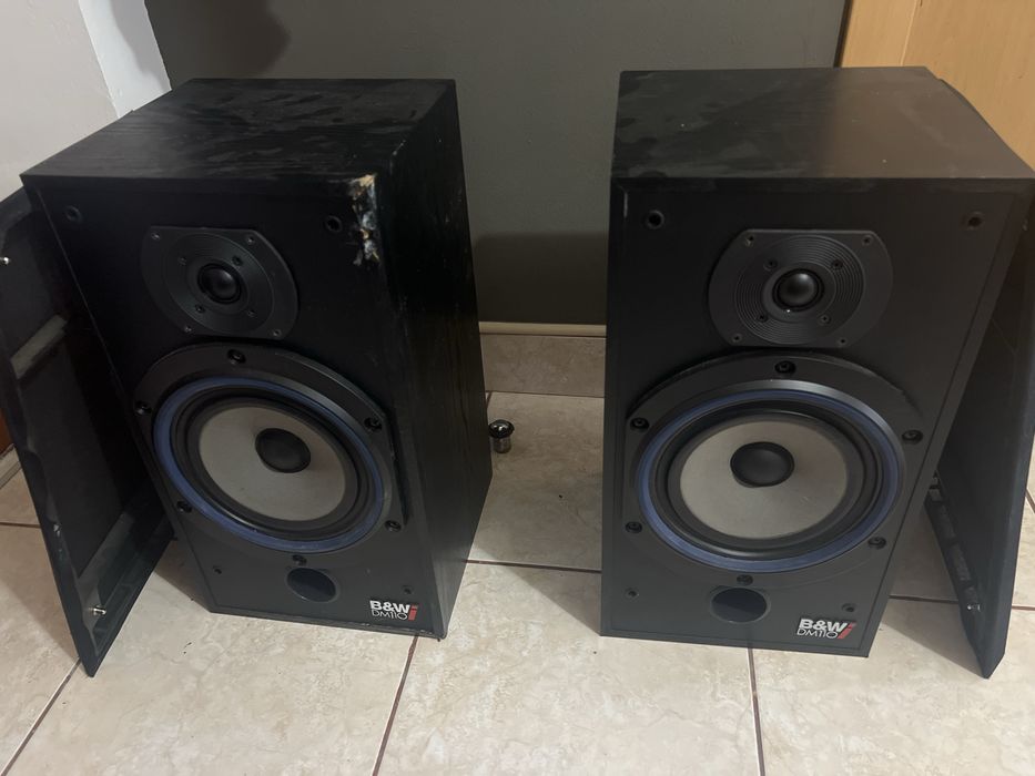 Boxe B&W DM110i functionale
