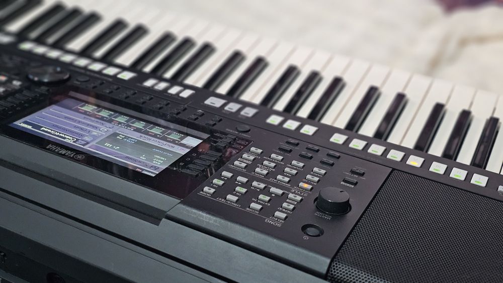 Yamaha PSR-S775 Clapa. Orga.Pian