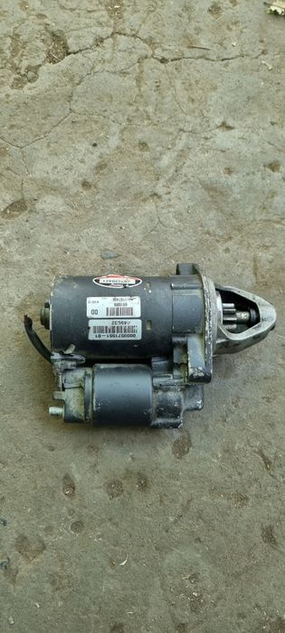 Продаю стартер мерседес, mercedes