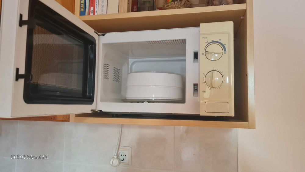 Дава се под наем Хотел в Казанлък - 33 кв.м за 42.84 € - Снимка #7