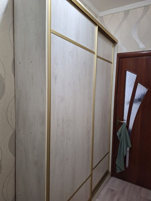 Шкаф для прихожей