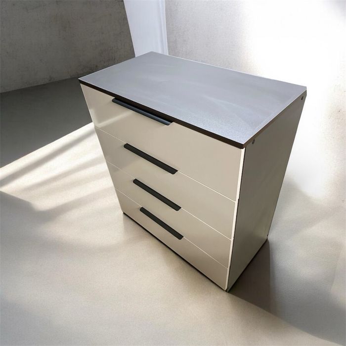 комод новый 25000