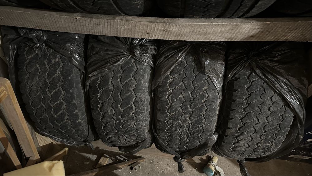 Продам шины 265/70/17