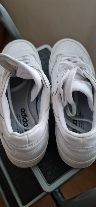 adidas forum  Бели сникърси Като нови