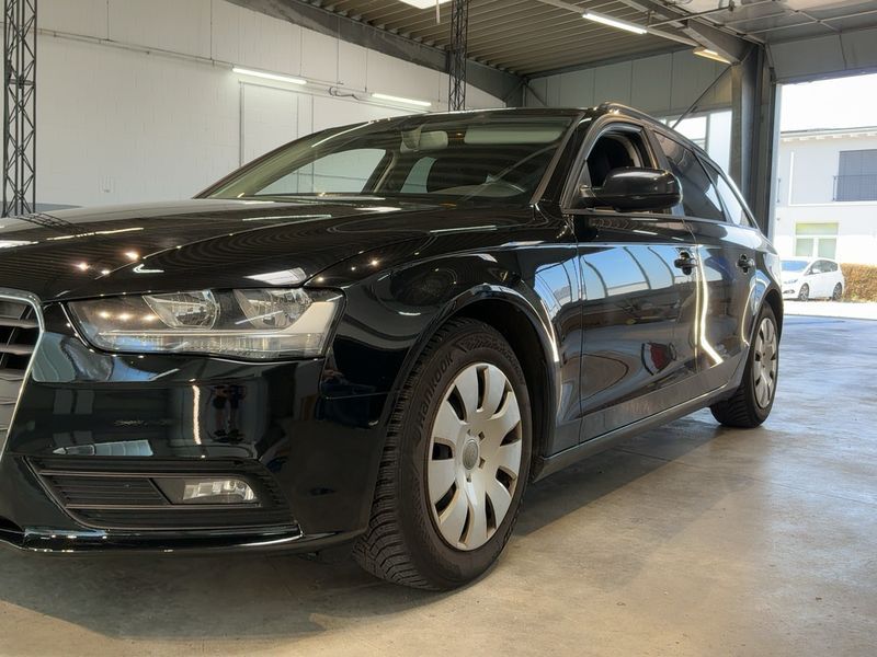 Audi A4 2.0 TDI ultra Attraction 2014
