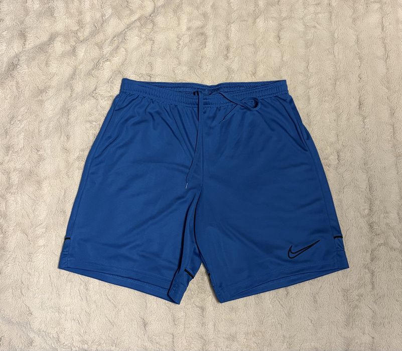 Nike Dri-Fit echipament sport