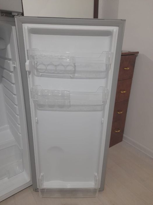 Холодильник Leadbros