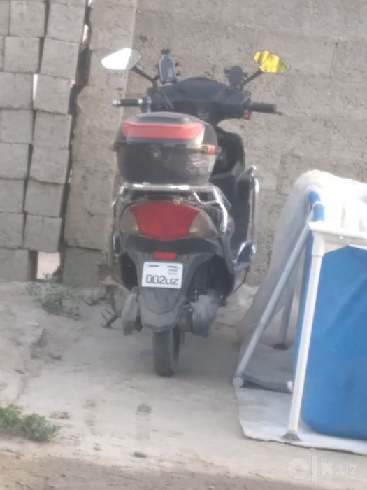 sukuter armada motors
