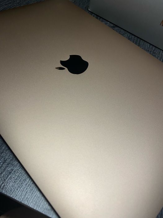 MacBook air m1 2020 года