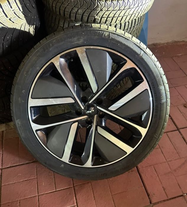 Автошины             .