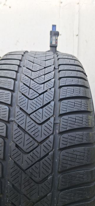 7мм! 2 бр 245 45 19  Pirelli sotozero 3 winter