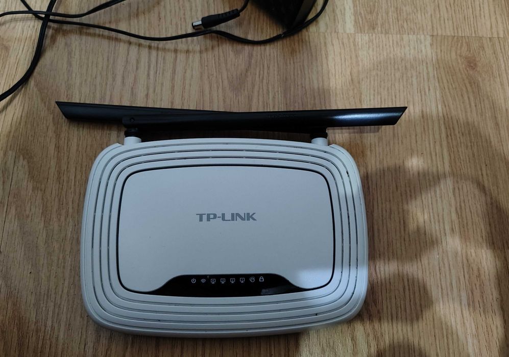 Router TP-Link    .