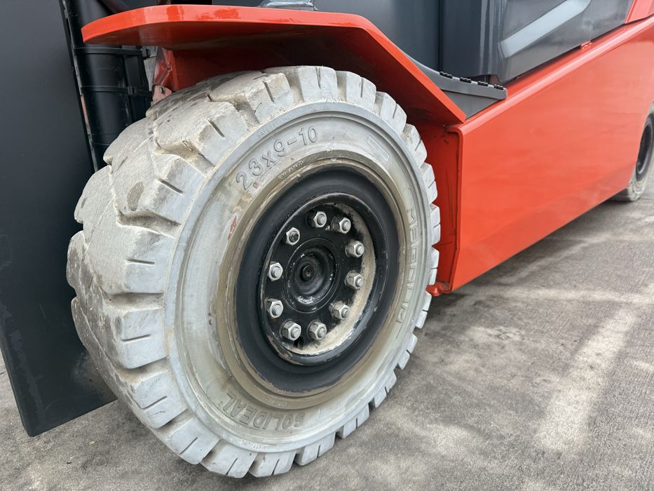 stivuitor electric,Toyota 2,5t 2016 nu Linde, still, hyster