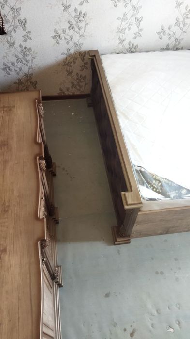 Spalni mebel xolati Alo