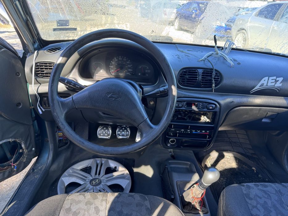 Hyundai Accent 1.3i 75hp 1996г На Части