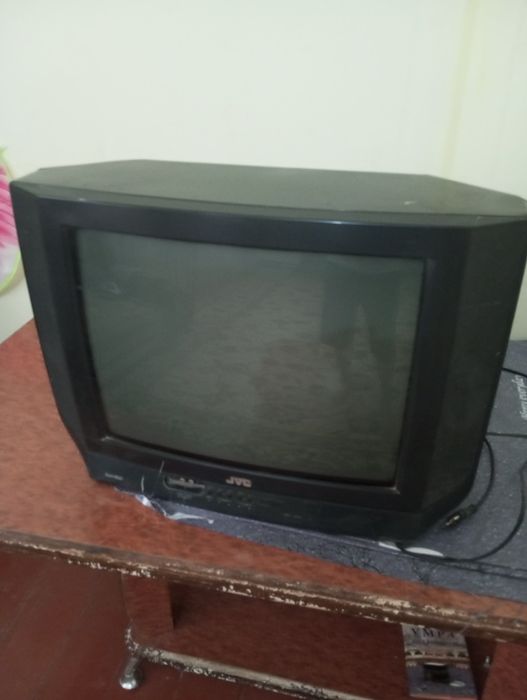 Продается телевизор