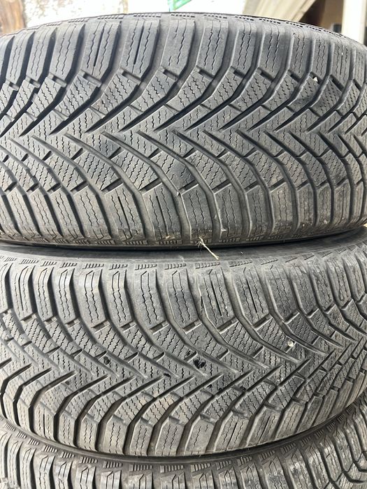 4бр зимни гуми 205-65-15