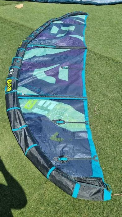 Duotone Evo SLS 2024 7 sq m, 9 sq m, 12 sq m + Click bar S/M 2024