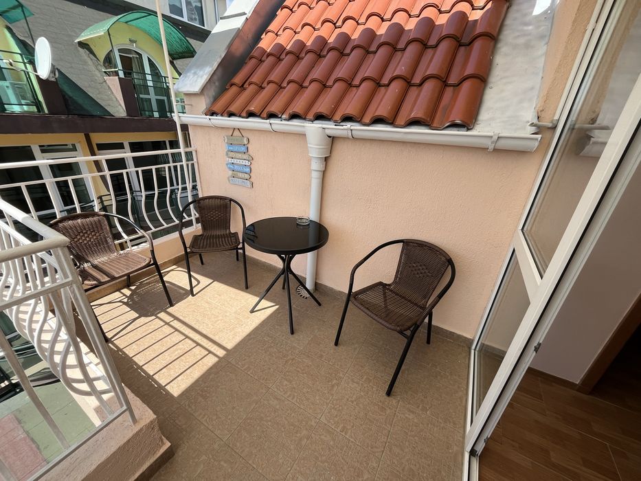 Апартамент първа линия Равда