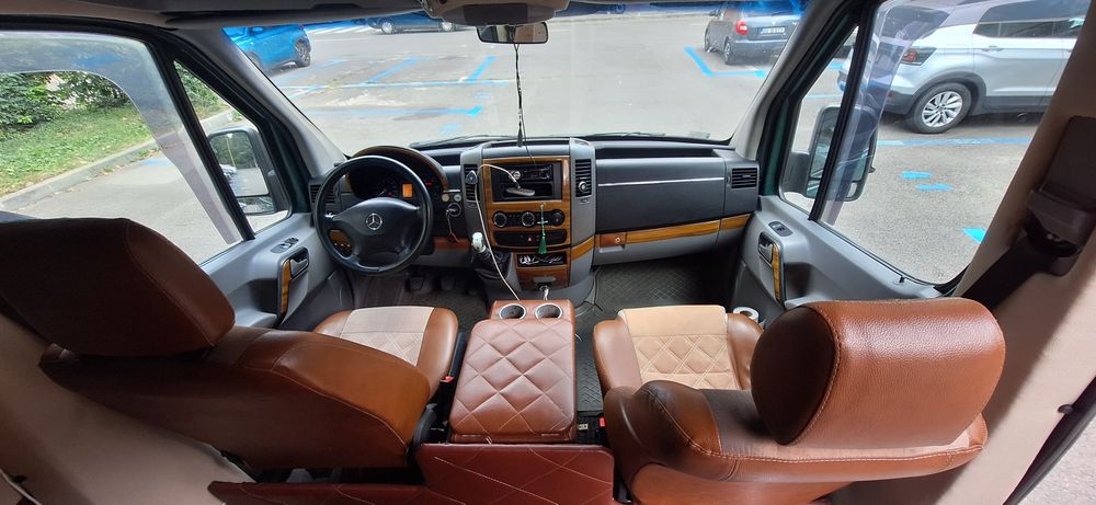 MERCEDES-BENZ 300 2009 — imagine 5