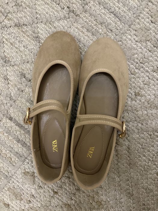 ZARA балетки бежевые