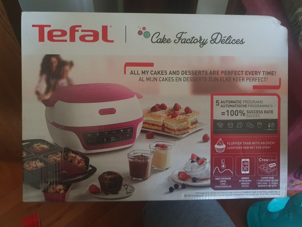 Tefal Cake Factory Delices KD810112 Ramnicu Valcea • OLX.ro