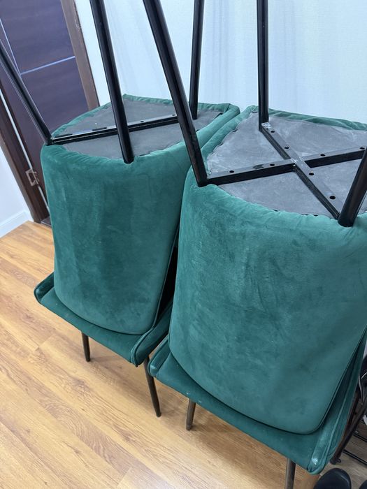 Продам стол со стульями