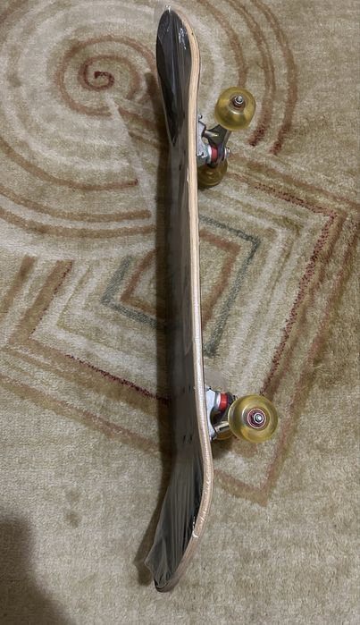 Skateboard ca nou