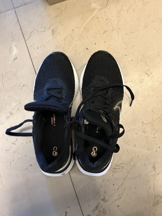 Дамски маратонки Nike Infinity