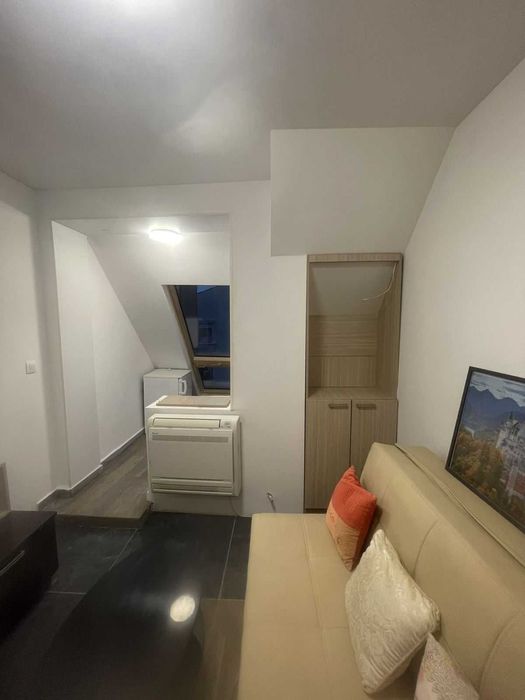 Дава се под наем Двустаен апартамент в Пловдив, Център - 55 кв.м за 280.5 € - Снимка #1