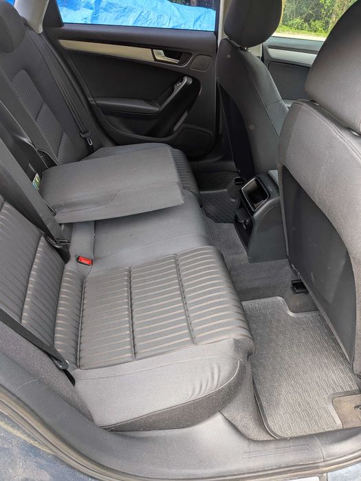 Audi A4 B8 Sedan 2.0 TDI 170 CP – 2010 – manuală – trapă