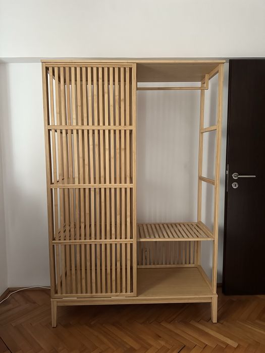 Vând dulap bambus Ikea