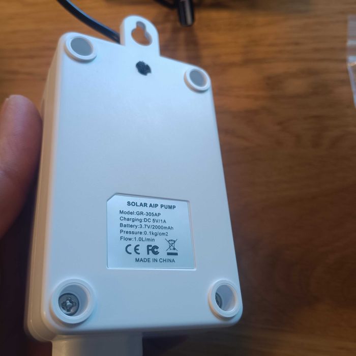 НОВА! Соларна въздушна помпа 2W, с USB и соларно зареждане, 2000 mAh