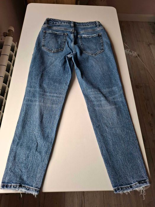 2 бр. Дамски дънки , слим модел - нови