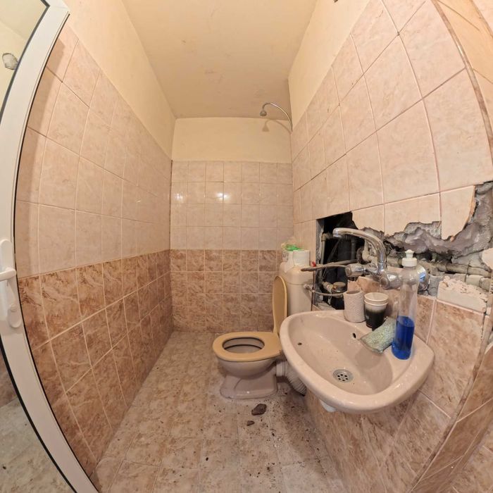 Продава се Двустаен апартамент в Разград, Лудогорие - 75 кв.м за 850 €/кв.м - Снимка #9