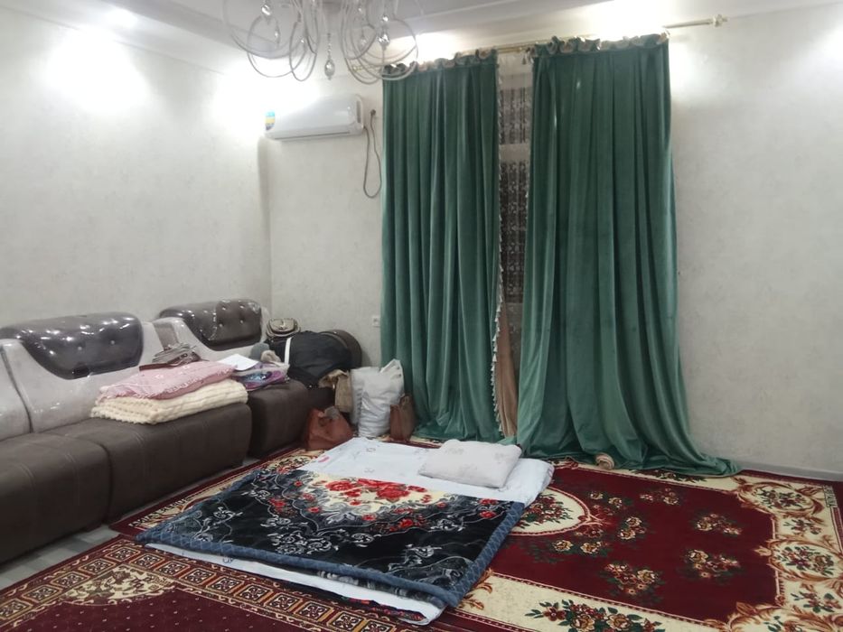 Ижрага студент кизларга квартира бор