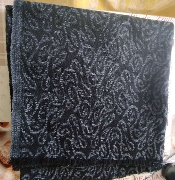 Плат акрил с размери 0.75/150 см.