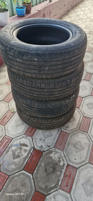 Диски и два комплекта резин