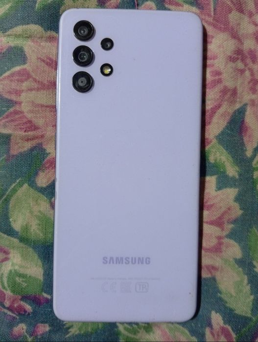 Продам Самсунг а32