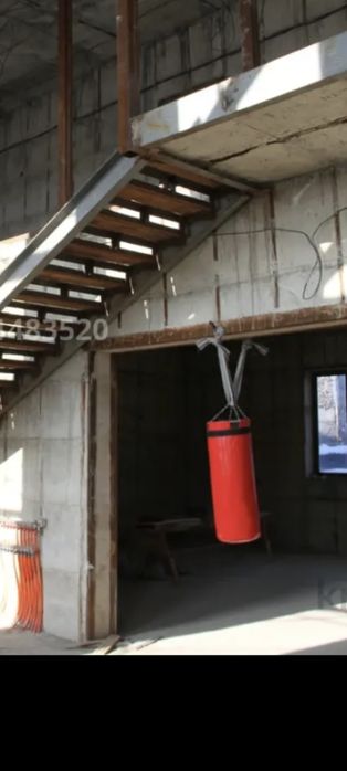 Продам боксёрскую грушу